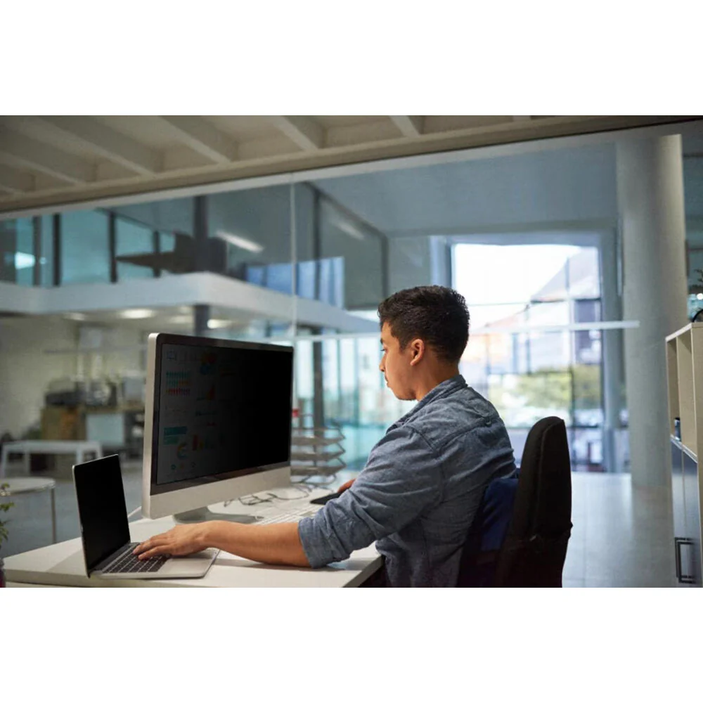 3M High-Clarity Privacy Filter for 19" 16:10 Monitor - Image 3