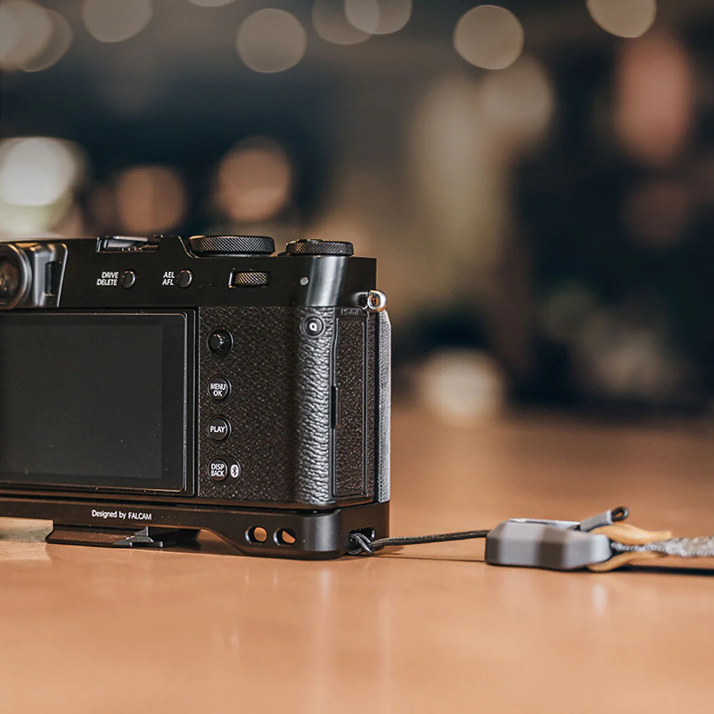Falcam F22 & F38 Quick Release L-Shaped Handle for FUJIFILM X100VI (Classic Black) - Image 7
