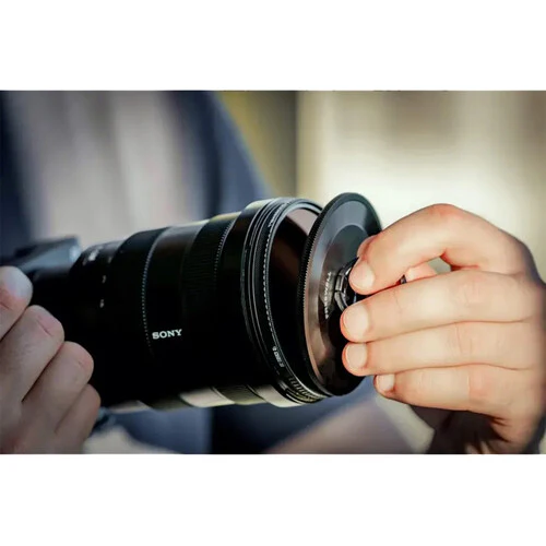 Freewell M2 Magnetic Quick Swap 1/8 Glow Mist Filter (82mm) - Image 6