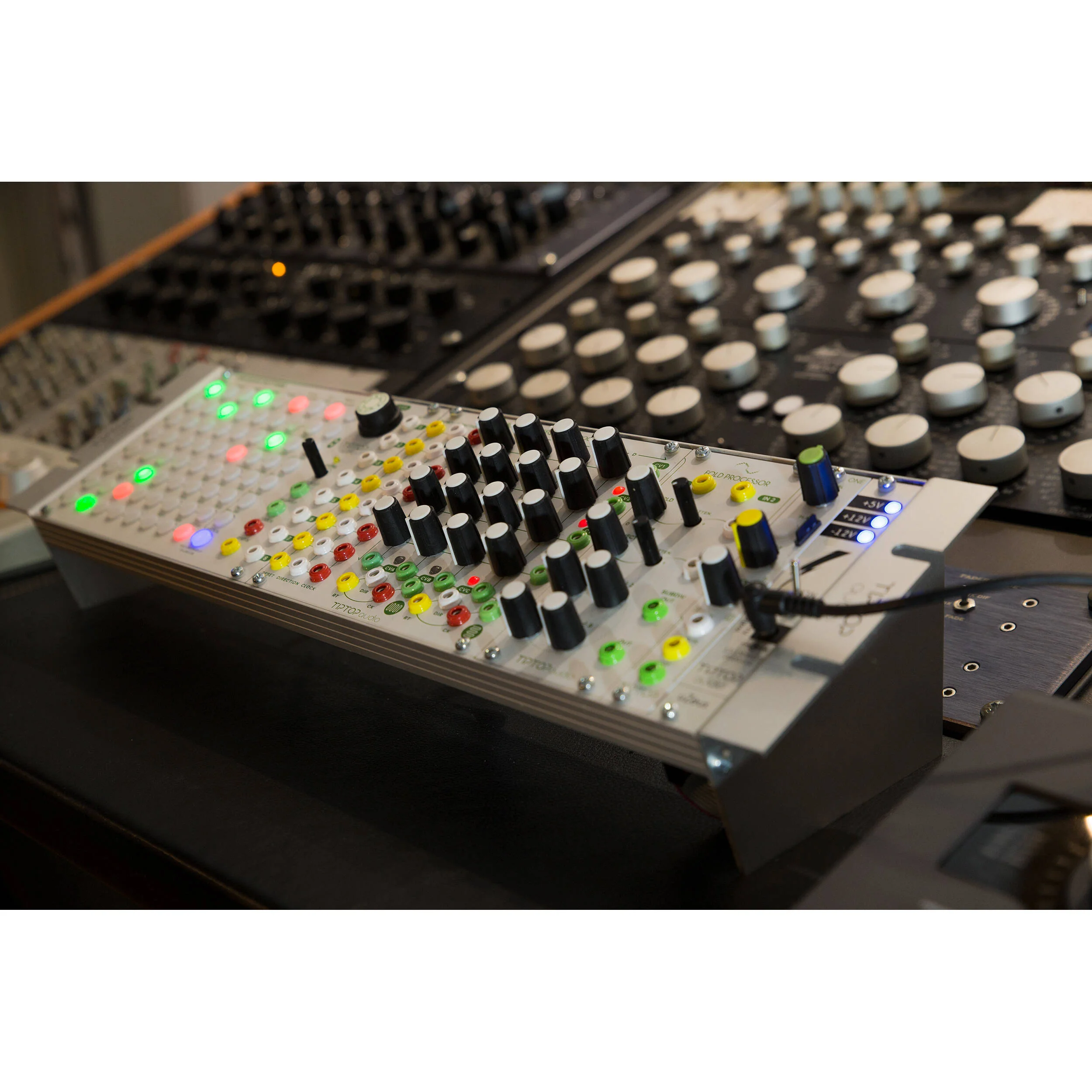 TipTop Audio Happy Ending Kit Eurorack Modular Kit with Power (Silver) - Image 6
